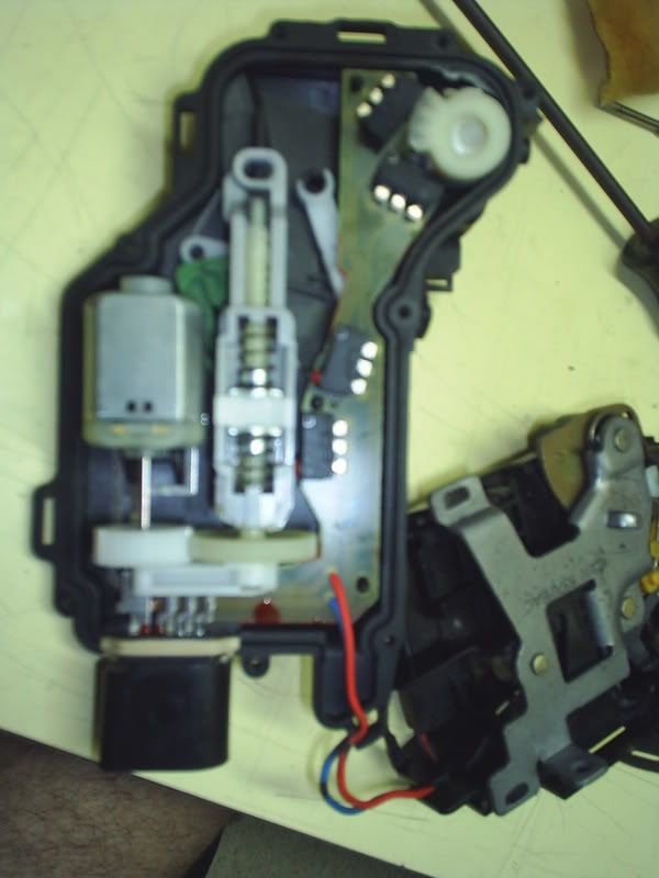 Central locking clicking while driving Skoda Octavia Mk I (19962004) BRISKODA